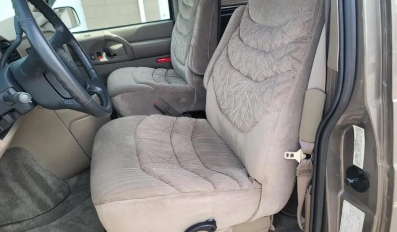 
								2002 Chevrolet Astro Quality Coaches Conversion Van full									