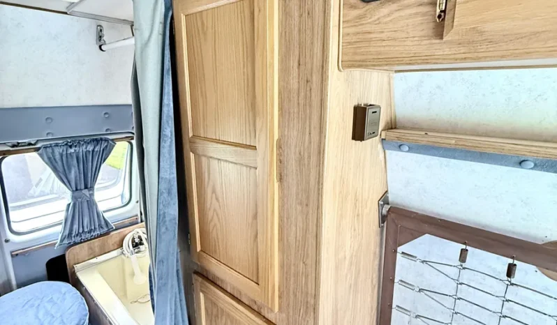 
								1995 Chevrolet G30 RV Conversion by Coachmen Vans full									