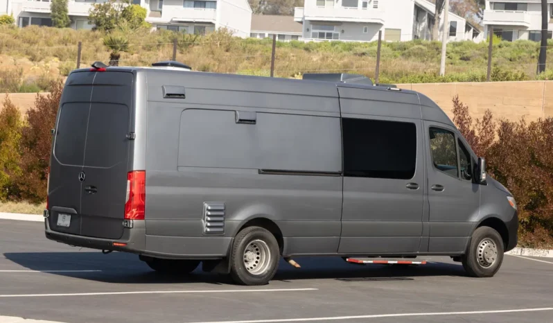 
								2021 Mercedes-Benz Sprinter 4500 Mobile Kitchen full									