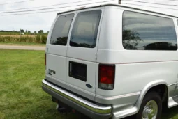 
										1997 Ford E-350 Club Wagon Chateau 7.3L Power Stroke full									