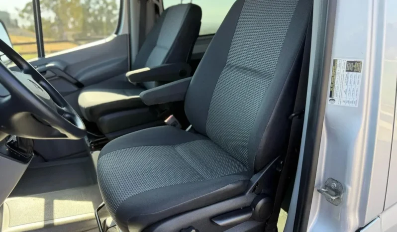
								2013 Mercedes-Benz Sprinter 2500 full									