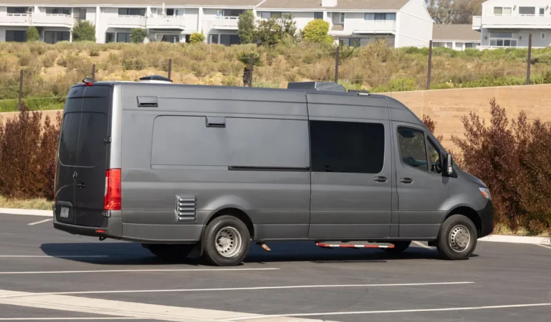 
								2021 Mercedes-Benz Sprinter 4500 Mobile Kitchen full									