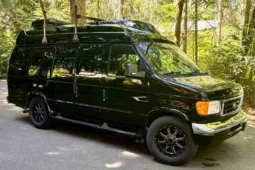 
										2007 Ford E-250 Super Duty Luxury Conversion Van full									