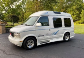 1995 GMC Safari AWD Conversion Van