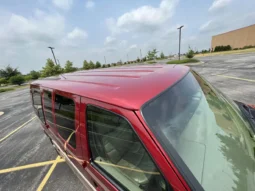 
										2001 Ford Econoline E-350 Super Duty Waldoch Conversion Van full									