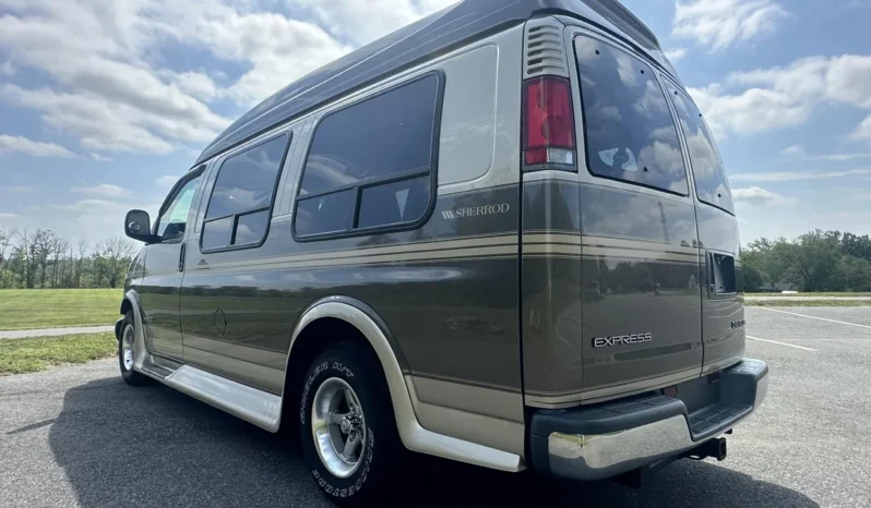 
								2002 Chevrolet Express G1500 Sherrod Conversion Van full									