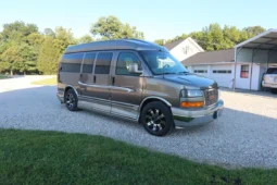 
										2004 GMC Savana 1500 Explorer Limited S Conversion Van full									