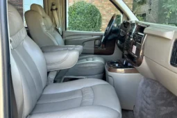 
										2007 Chevrolet Express Explorer Limited SE Conversion Van full									
