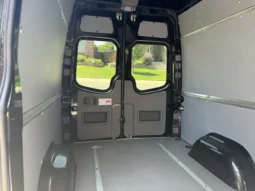 
										2010 Mercedes-Benz Sprinter 2500 Cargo Van full									