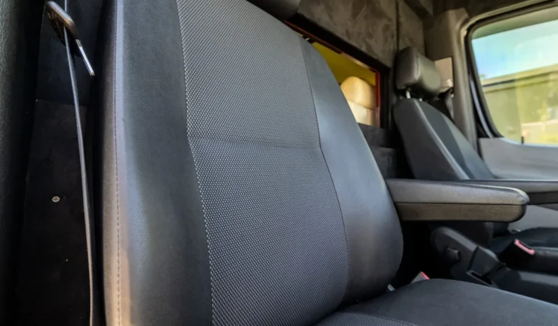 
								2012 Mercedes-Benz Sprinter 2500 Executive Coach full									