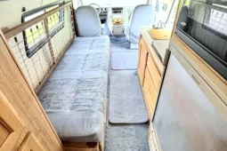 
										1995 Chevrolet G30 RV Conversion by Coachmen Vans full									