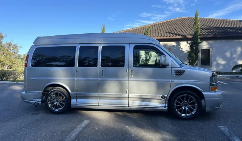 
								2013 Chevrolet Express Explorer Limited SE Conversion Van full									