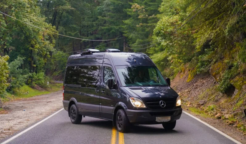 
								2013 Mercedes-Benz Sprinter 2500 Camper Conversion full									