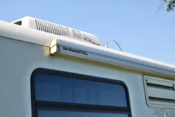 
										2001 Winnebago Rialta Volkswagen EuroVan full									