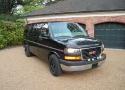 
										2003 GMC Savana G1500 Regency Conversion Van full									