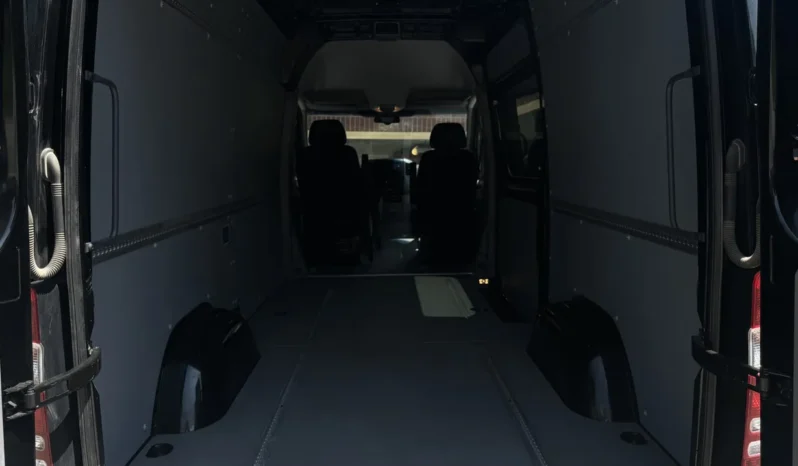 
								2010 Mercedes-Benz Sprinter 2500 Cargo Van full									
