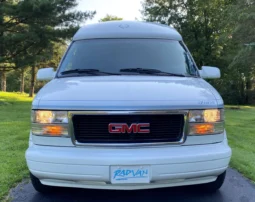 
										1995 GMC Safari AWD Conversion Van full									