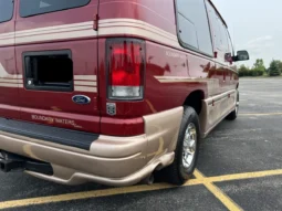 
										2001 Ford Econoline E-350 Super Duty Waldoch Conversion Van full									