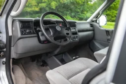 
										2003 Volkswagen EuroVan Westfalia MV Weekender Pop-Top Camper full									