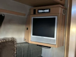 
										2006 Pleasure-Way Excel TD E-350 Class B Motorhome full									