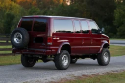 
										2007 Ford Econoline E-350 Quigley 4×4 Conversion full									