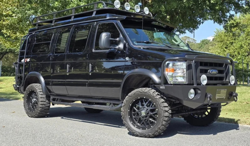 
								2013 Ford E-350 Quigley 4×4 Conversion full									