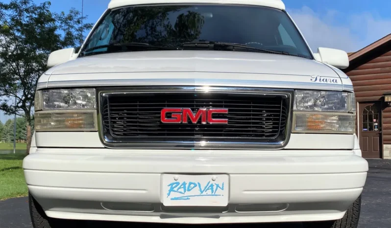 
								1995 GMC Safari AWD Conversion Van full									