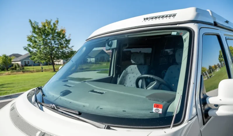 
								1997 Volkswagen EuroVan Winnebago Industries Camper full									
