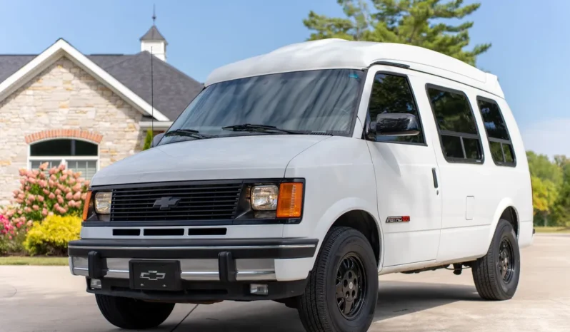 
								1994 Chevrolet Astro EXT Conversion Van full									