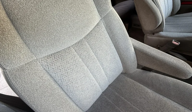 
								2000 Chevrolet Astro AWD full									