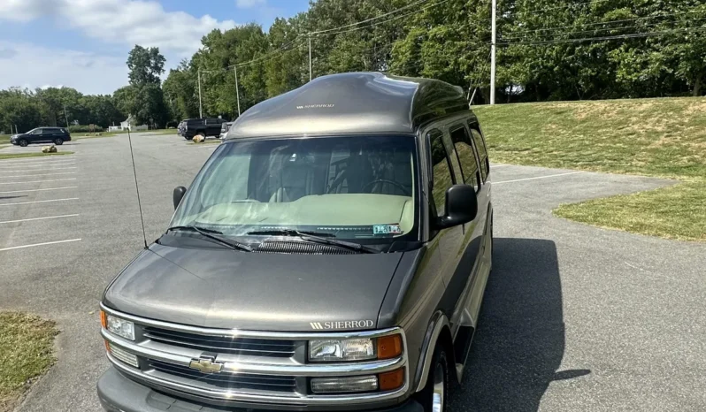 
								2002 Chevrolet Express G1500 Sherrod Conversion Van full									