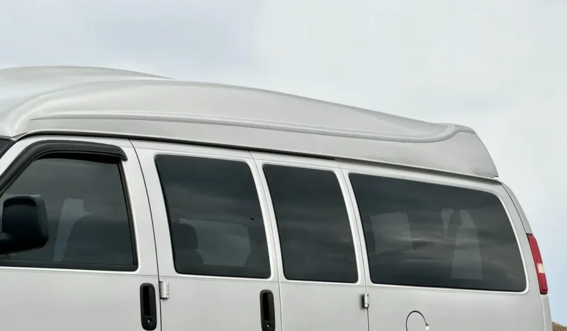 
								2006 Chevrolet Express Southern Comfort Conversion Van full									