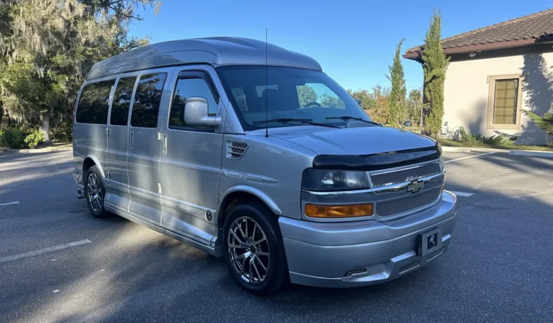 
								2013 Chevrolet Express Explorer Limited SE Conversion Van full									