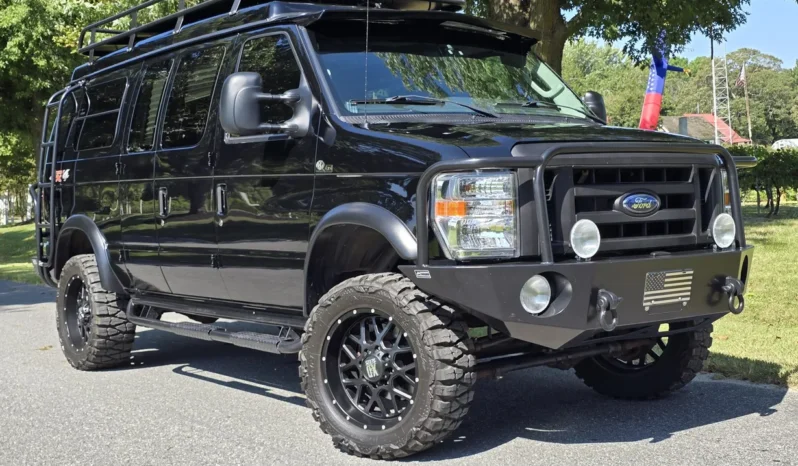 
								2013 Ford E-350 Quigley 4×4 Conversion full									