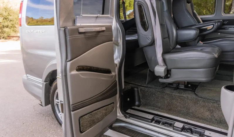 
								2017 Chevrolet Express Explorer Limited SE Conversion Van full									