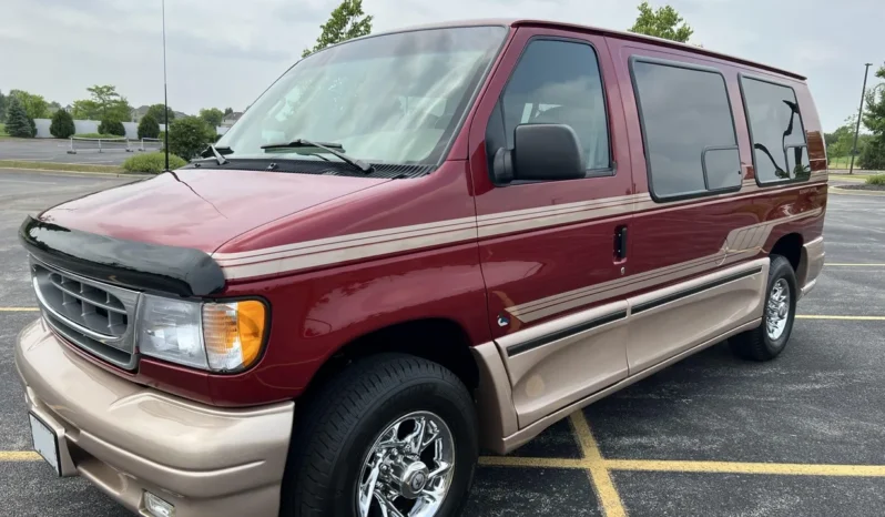 
								2001 Ford Econoline E-350 Super Duty Waldoch Conversion Van full									