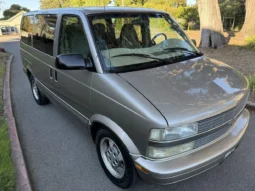 
										2003 Chevrolet Astro AWD full									