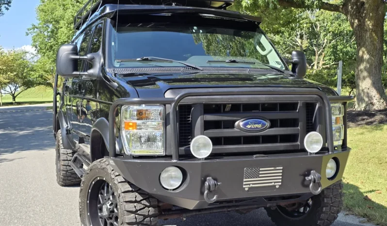 
								2013 Ford E-350 Quigley 4×4 Conversion full									
