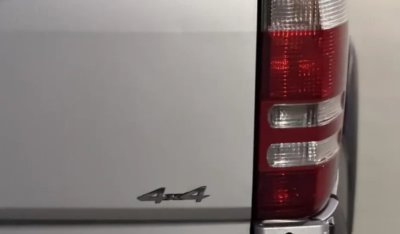 
								2015 Mercedes-Benz Sprinter 2500 4×4 Cargo Van full									