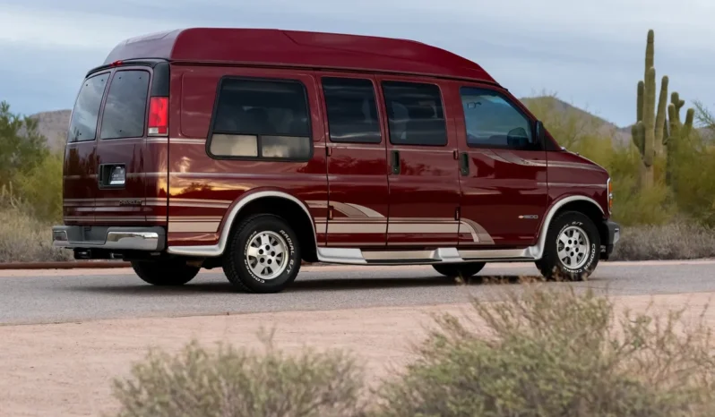 
								1998 Chevrolet Express Rocky Ridge Conversion Van full									