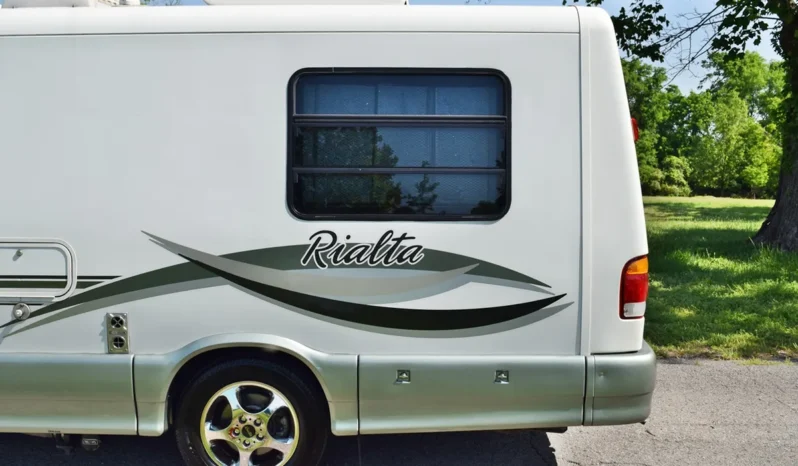
								2001 Winnebago Rialta Volkswagen EuroVan full									