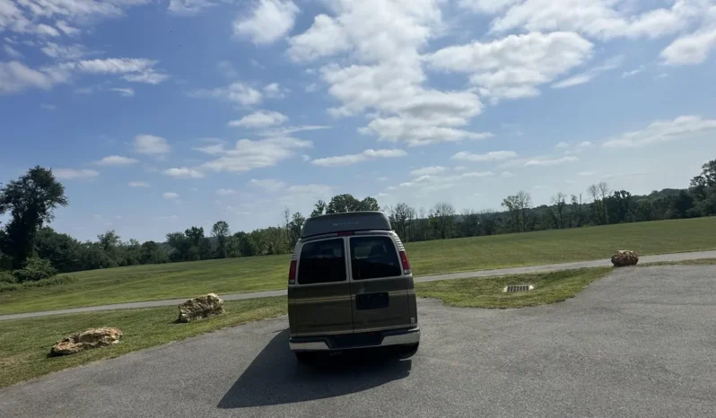 
								2002 Chevrolet Express G1500 Sherrod Conversion Van full									