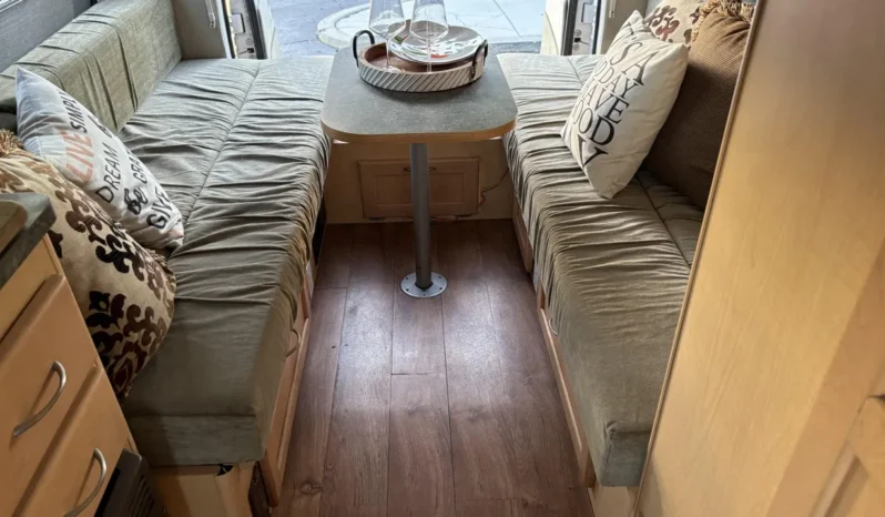 
								2006 Pleasure-Way Excel TD E-350 Class B Motorhome full									