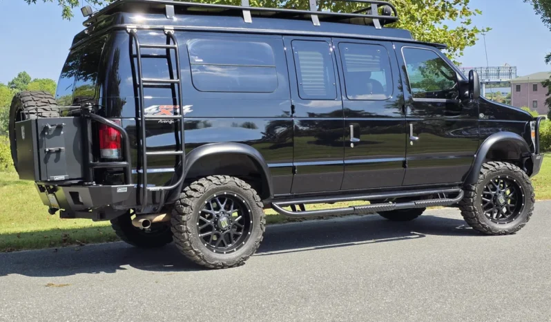 
								2013 Ford E-350 Quigley 4×4 Conversion full									