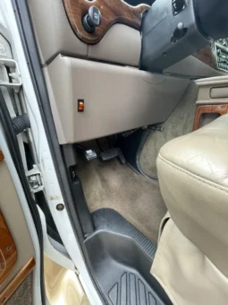 
										1999 Ford Econoline E-150 Sherrod Conversion Van full									
