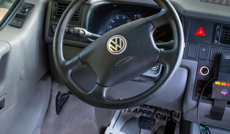 
								2001 Volkswagen EuroVan Winnebago Camper full									