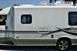 
										2001 Winnebago Rialta Volkswagen EuroVan full									