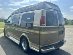 
										2002 Chevrolet Express G1500 Sherrod Conversion Van full									
