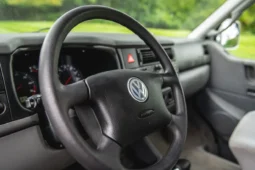 
										2003 Volkswagen EuroVan Westfalia MV Weekender Pop-Top Camper full									