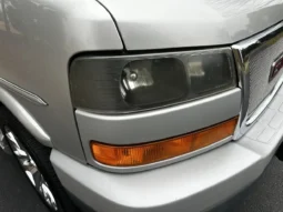 
										2008 GMC Savana 1500 AWD Conversion Van full									